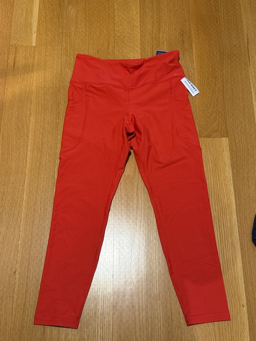 Old navy red powersoft 7/8 ankle leggings
